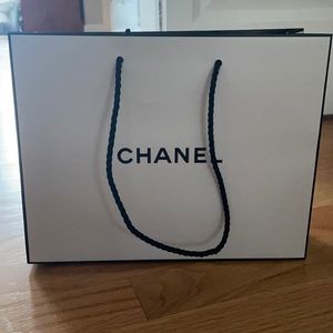Small Chanel purchase bag